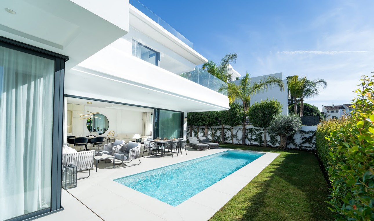Last villa available MARBELLA GOLDEN MILE