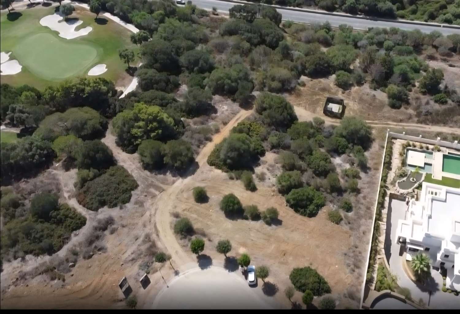 آخر قطع الأراضي للبيع في سوتوجراندي من 785.000 يورو