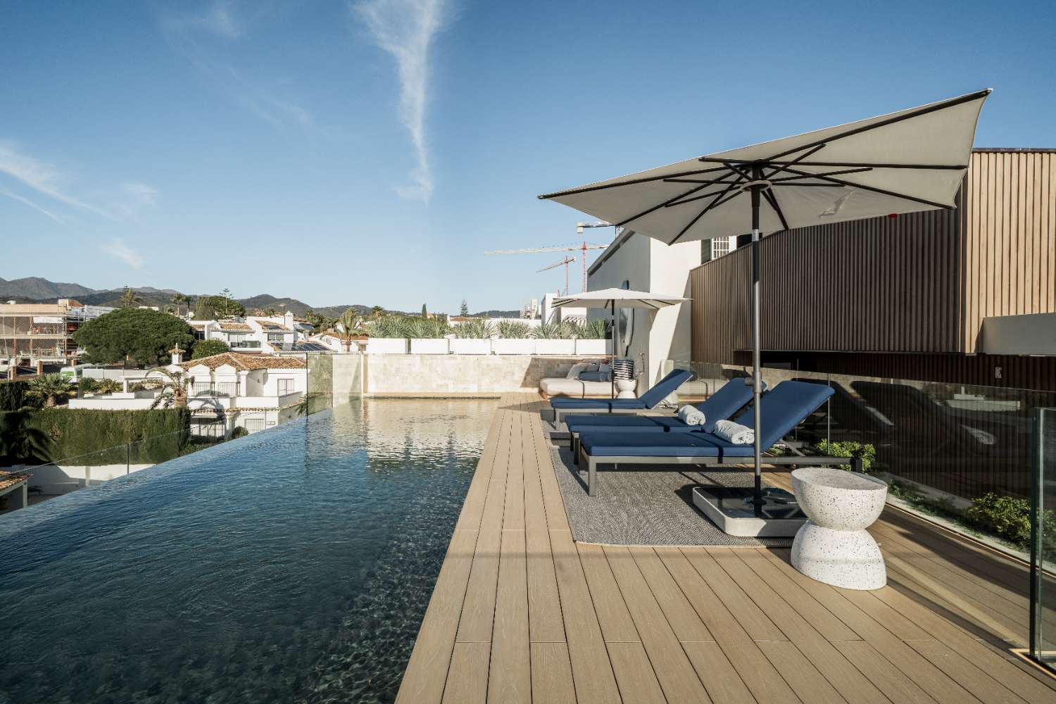 Apartamentos de lujo en Marbella , ELVIRIA PLAYA