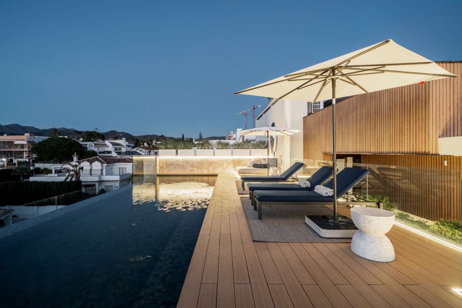 Apartamentos de lujo en Marbella , ELVIRIA PLAYA