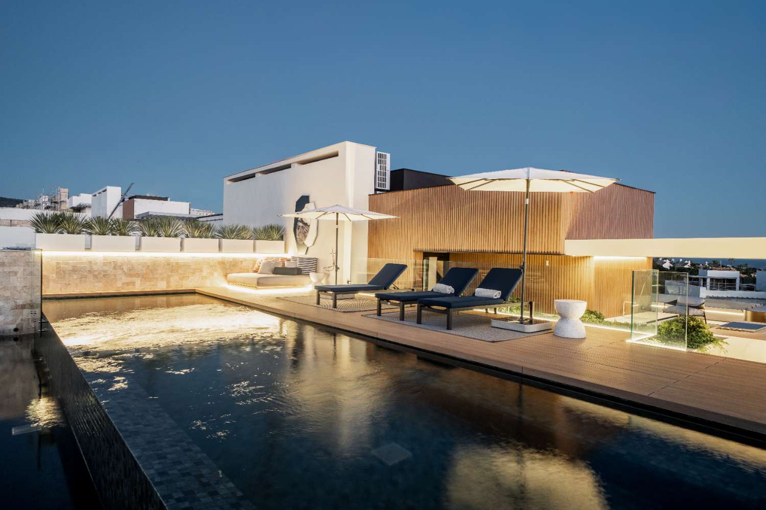 Apartamentos de lujo en Marbella , ELVIRIA PLAYA