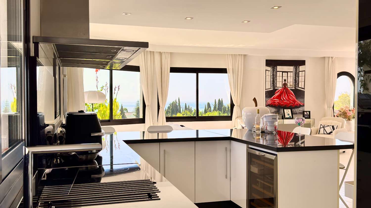 Apartamento en la Milla de Oro, Coto Real: Vistas al Mar y a La Concha, Marbella