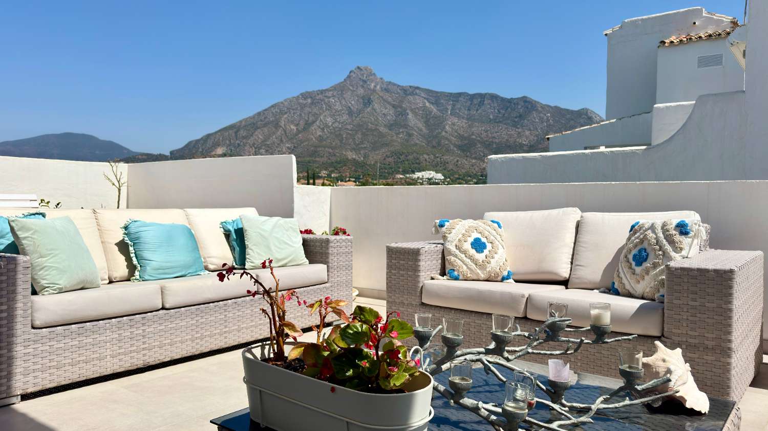Apartamento en la Milla de Oro, Coto Real: Vistas al Mar y a La Concha, Marbella