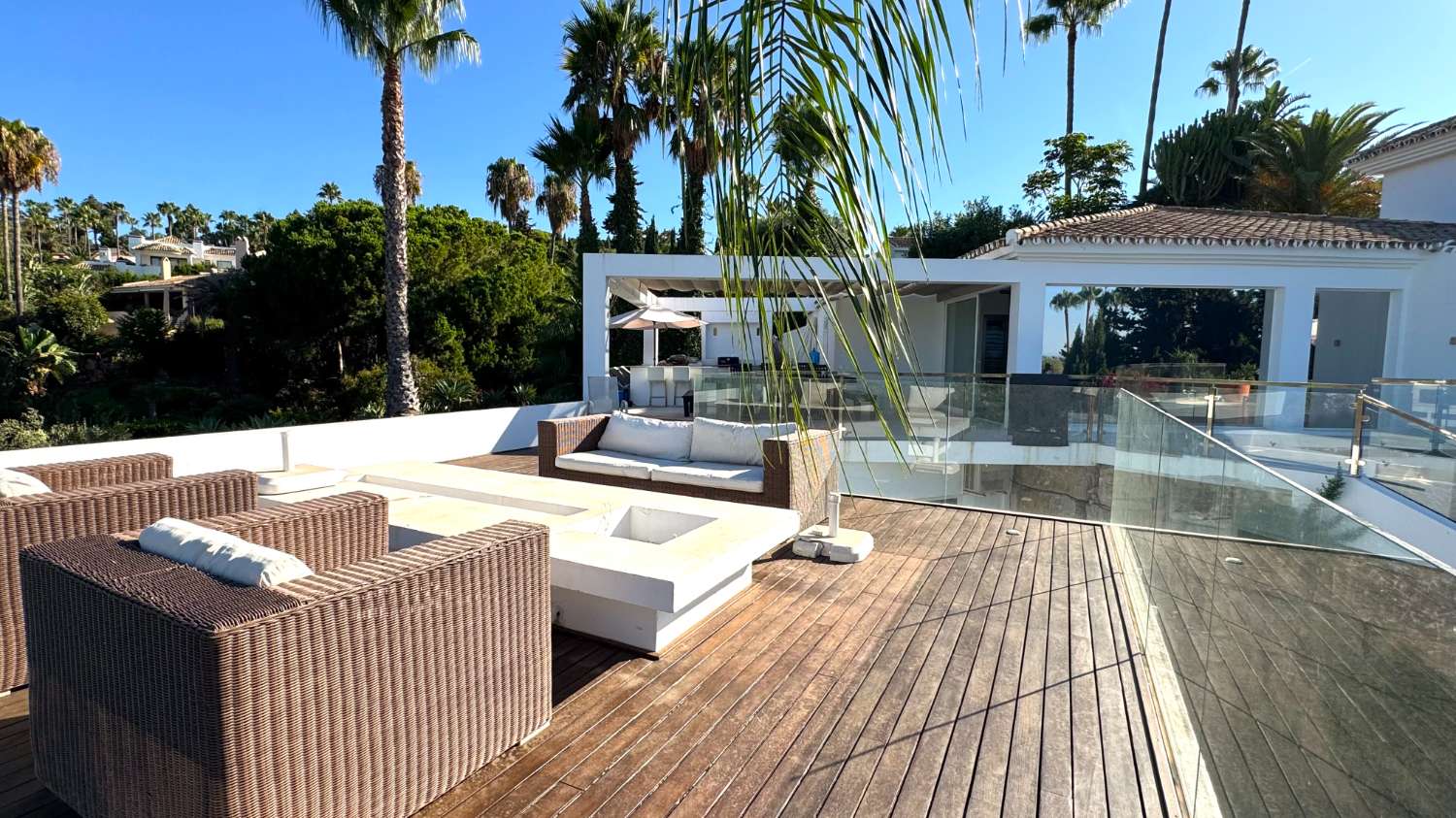Villa Excepcional con Vistas Panorámicas al Mar — Hacienda Las Chapas