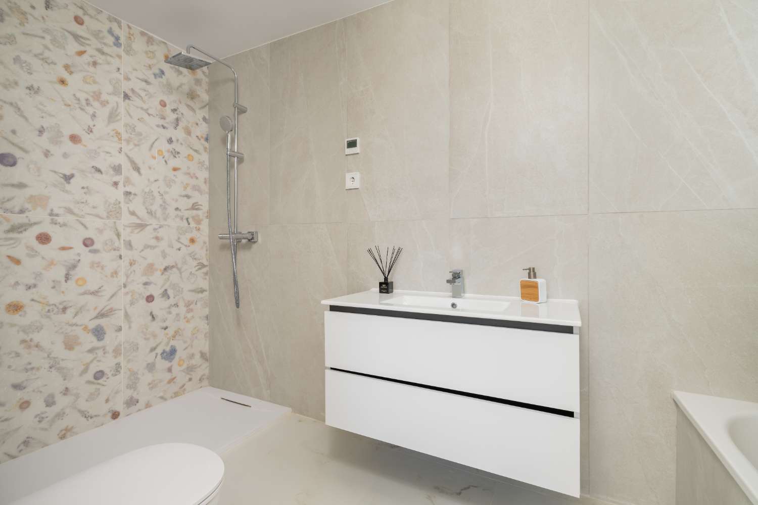 Ático con vistas al mar Estepona