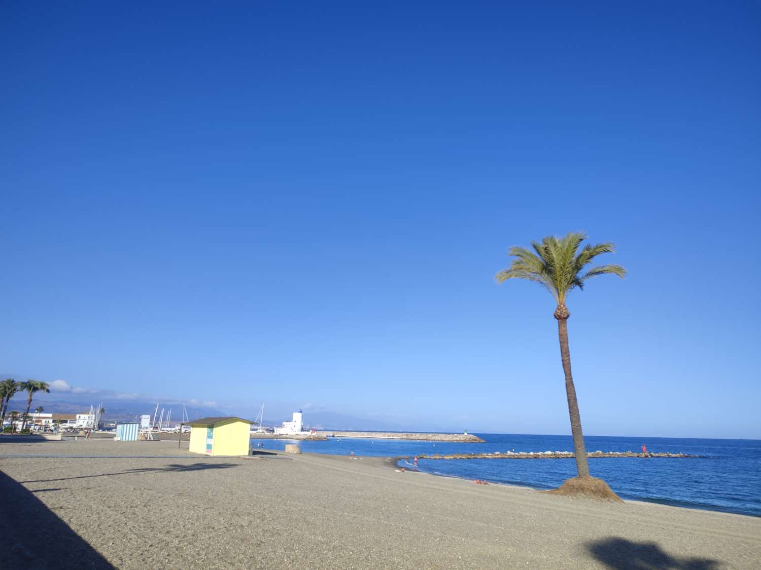 apartamento primera línea de playa en Manilva Málaga