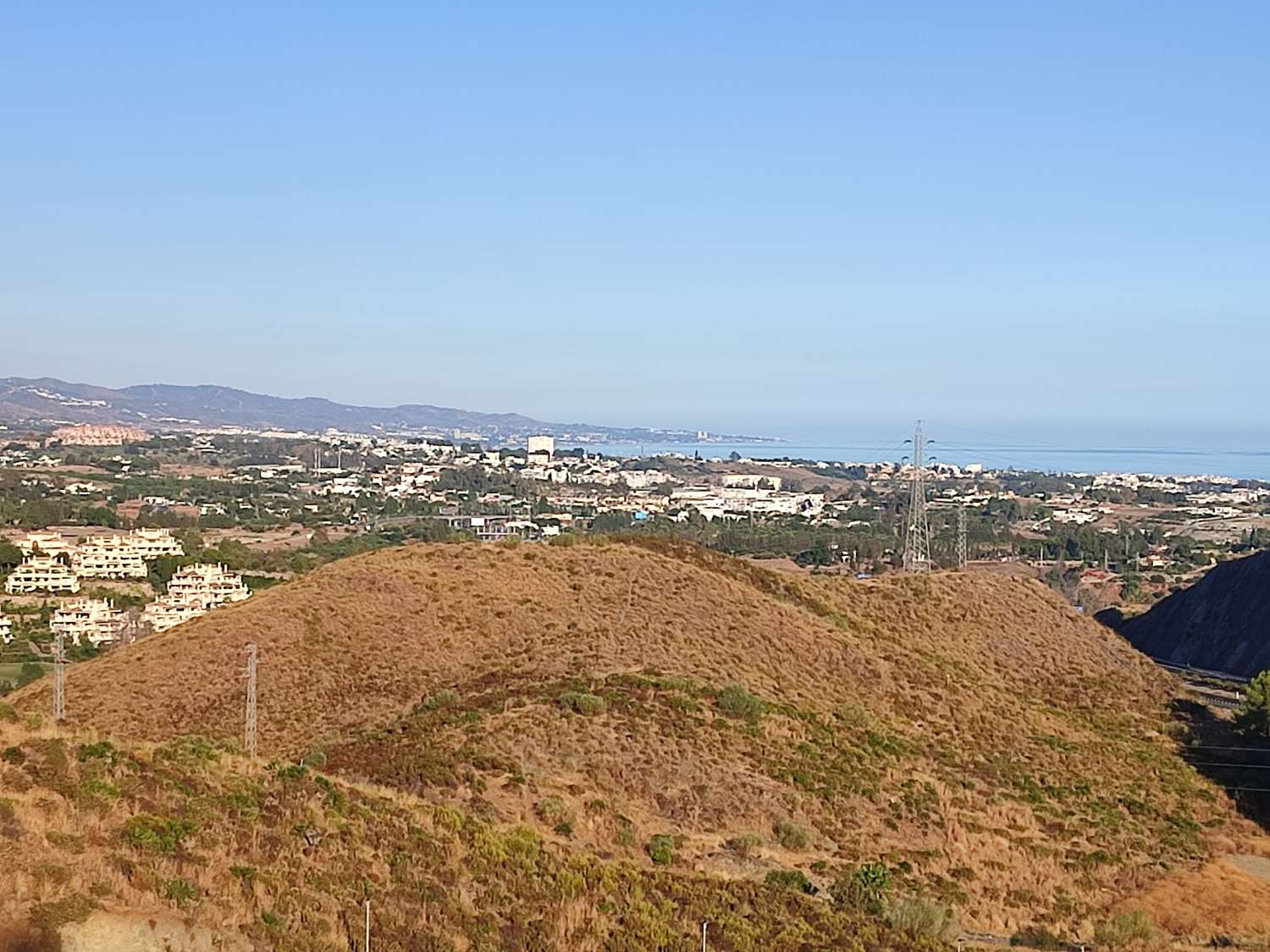 MAGNIFICA  PARCELA DE 2723 M2 , EN BENAHAVÍS , MARBELLA