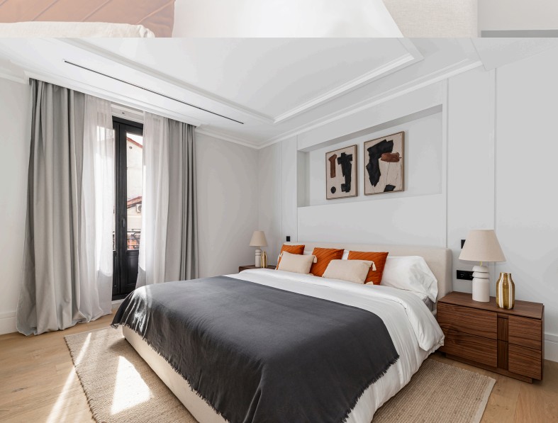 Mayor Street Madrid near Puerta del Sol