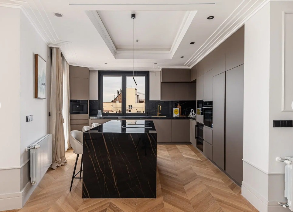 Ático reformado en el Barrio de Salamanca General Pariñas, Madrid