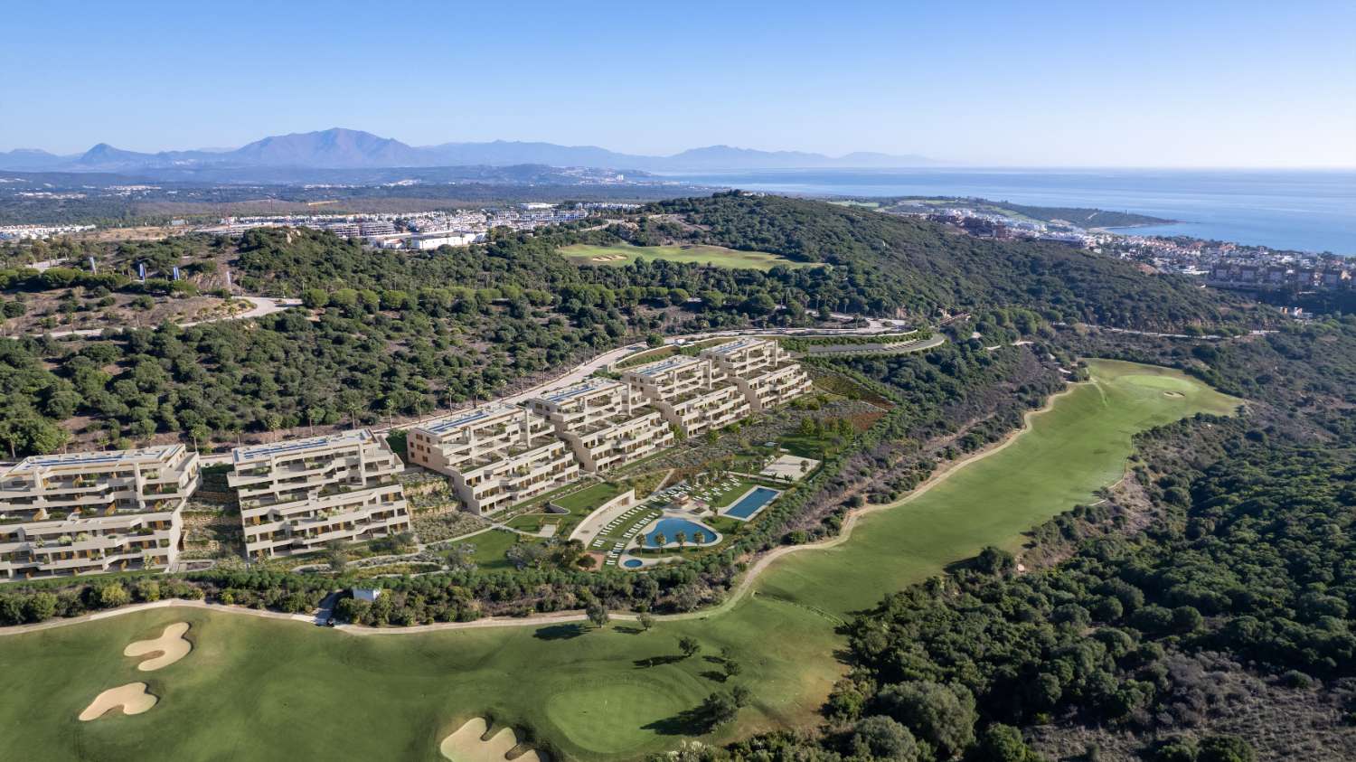 Apartamento con terraza y jardín en La Alcaidesa Cádiz  Apartment with terrace and garden in La Alcaidesa, Cádiz