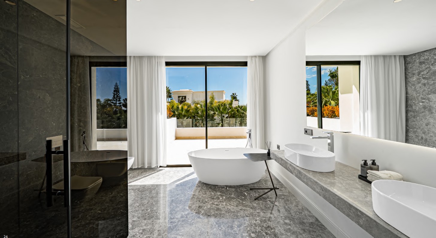 Villa for sale in Marbella