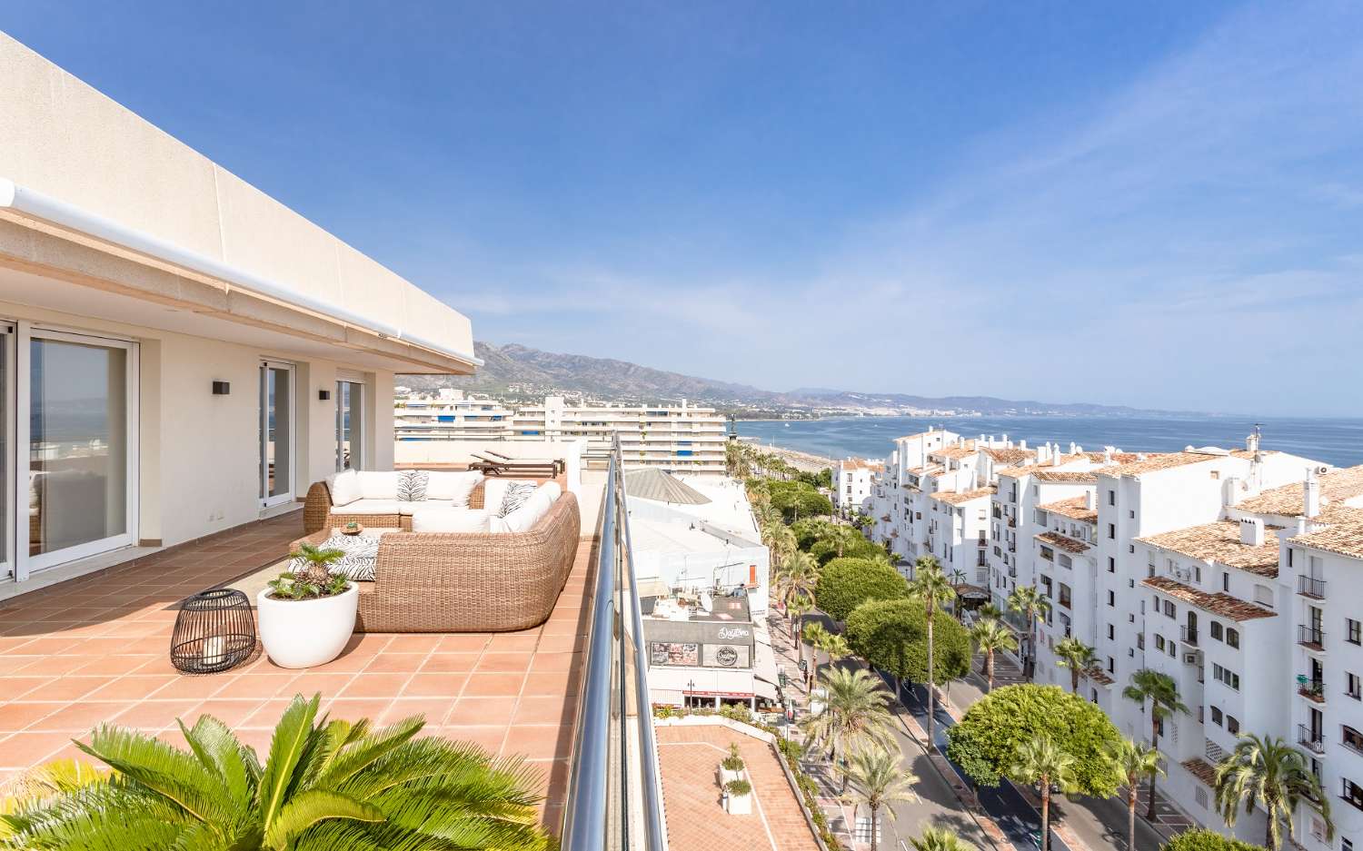PENTHOUSE PUERTO BANUS