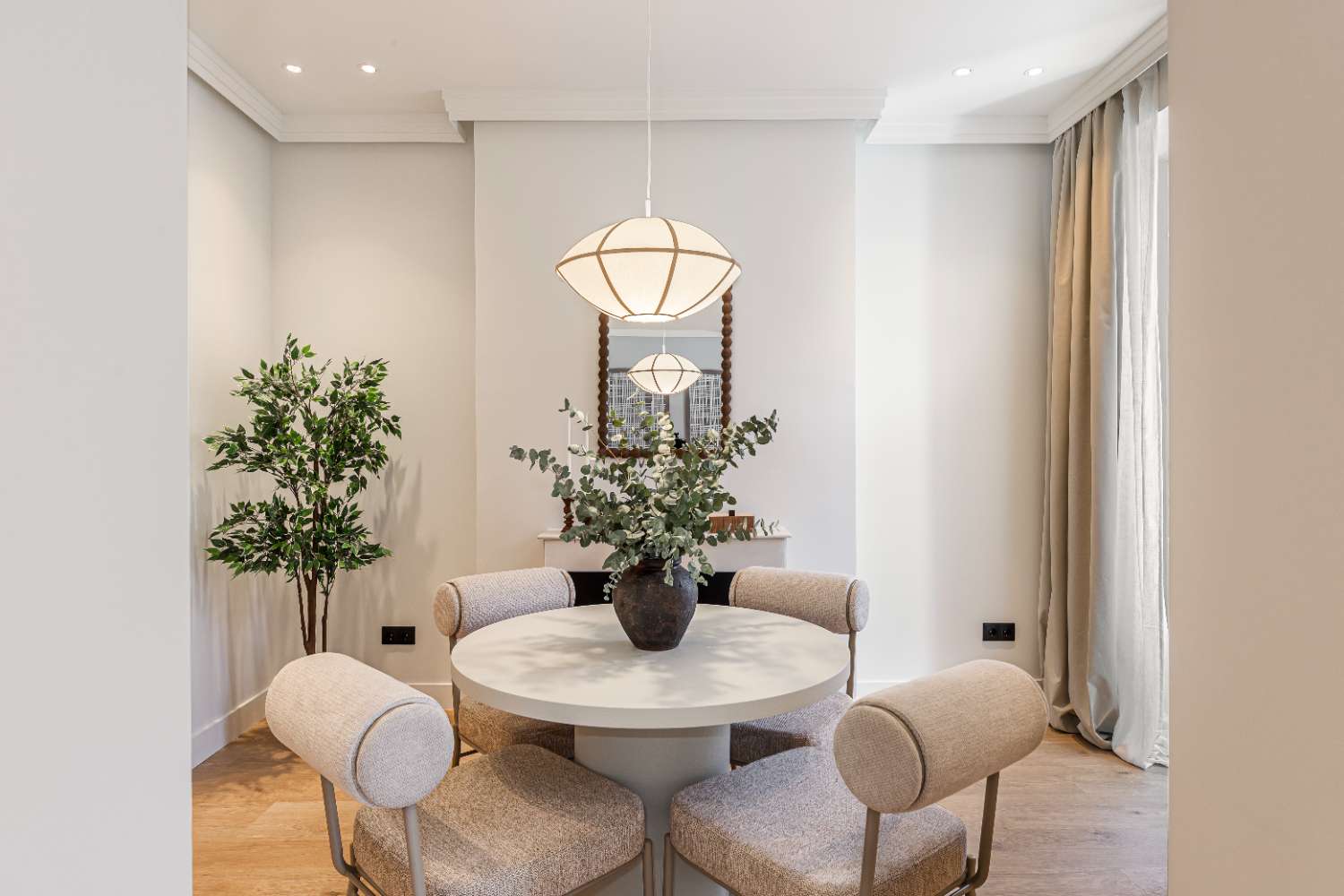 Piso en venta en Calle de San Bernardo