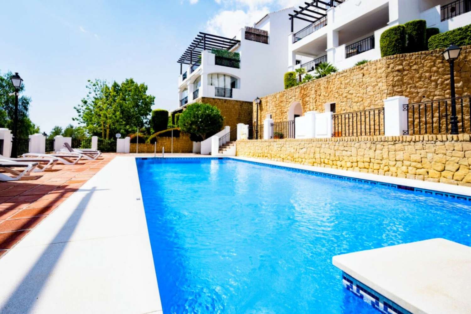 Elegante ático dúplex en Pueblo Los Montero