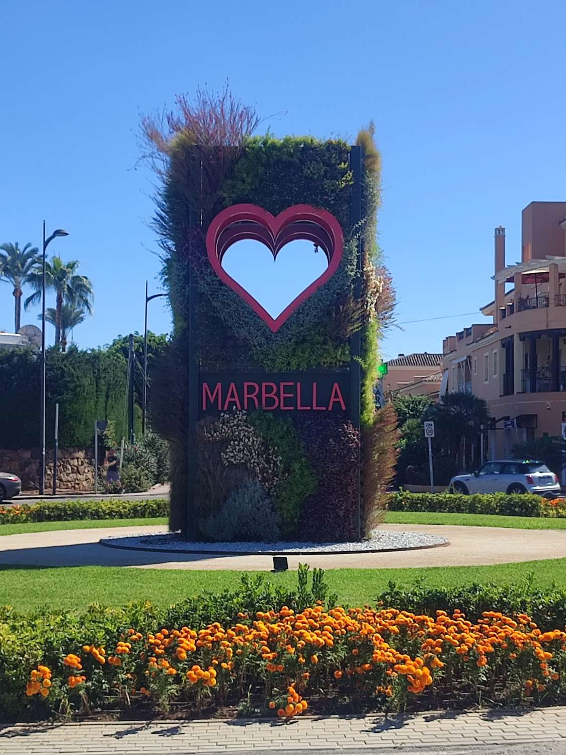 Parcela ubicada en la exclusiva Avenida del Prado,  MARBELLA