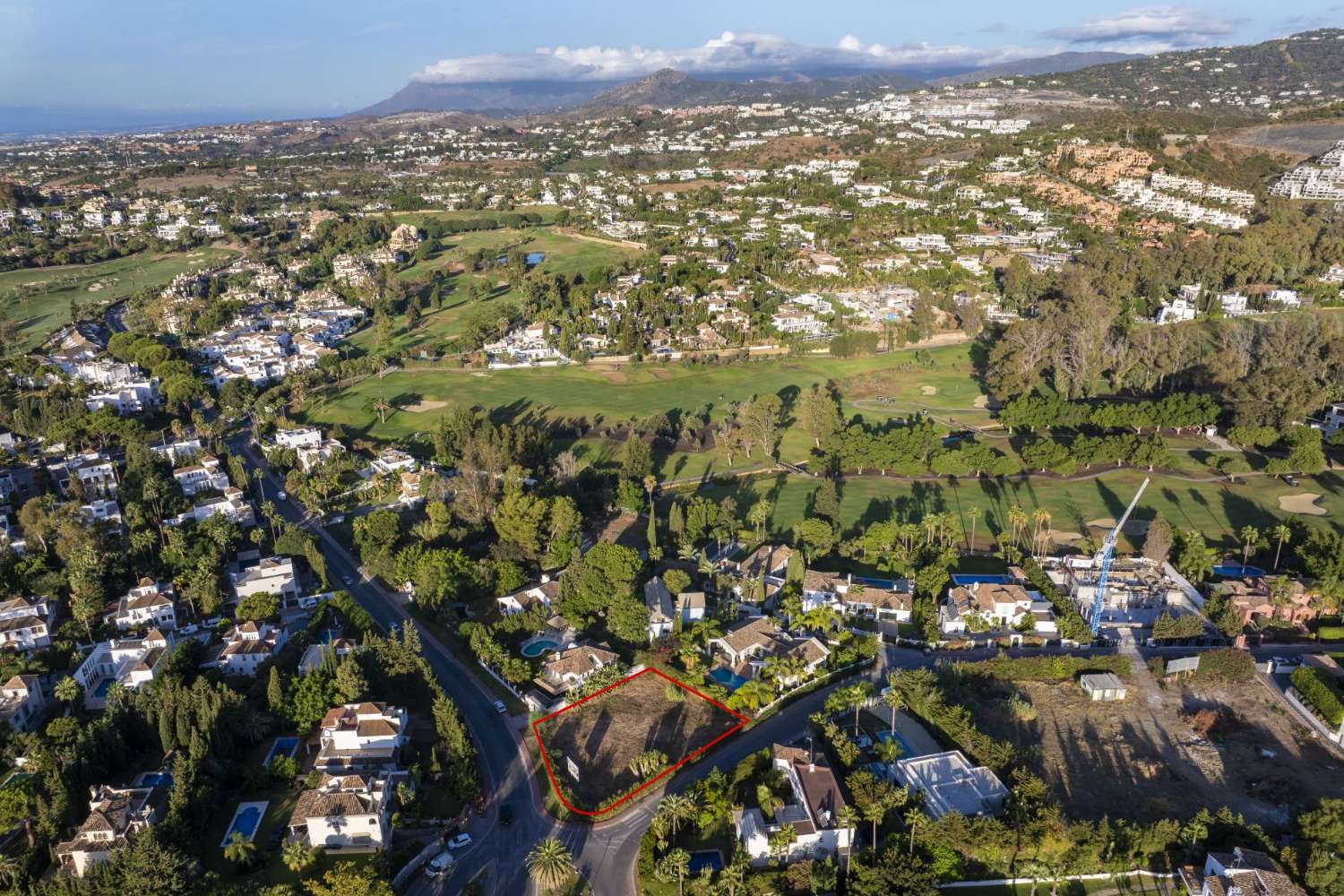Parcela ubicada en la exclusiva Avenida del Prado,  MARBELLA