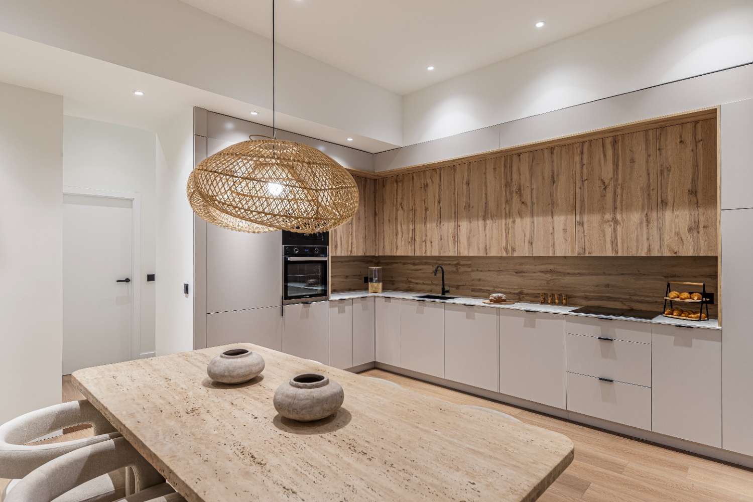 Casa en Malasaña,    calle Valverde ,  MADRID