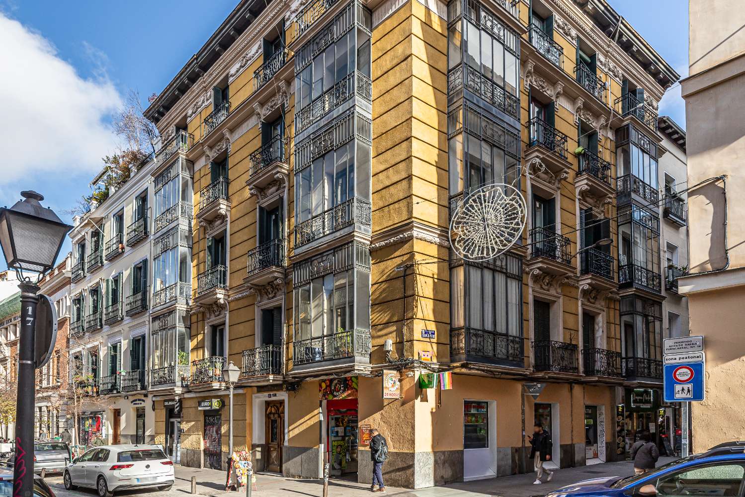 Casa en Malasaña,    calle Valverde ,  MADRID