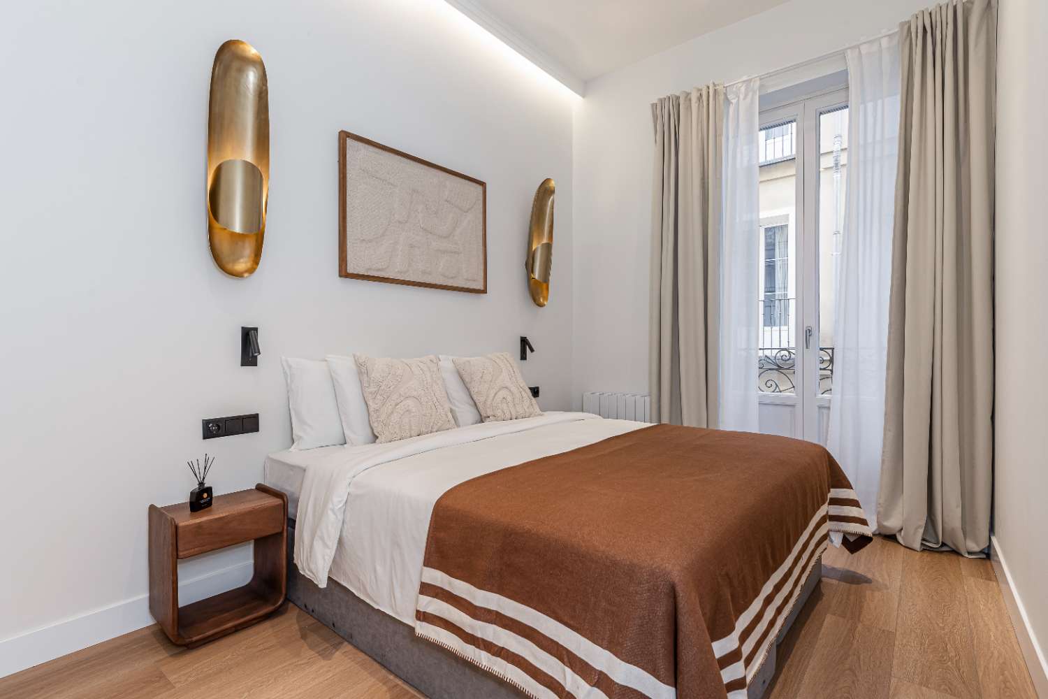 Casa en Malasaña,    calle Valverde ,  MADRID