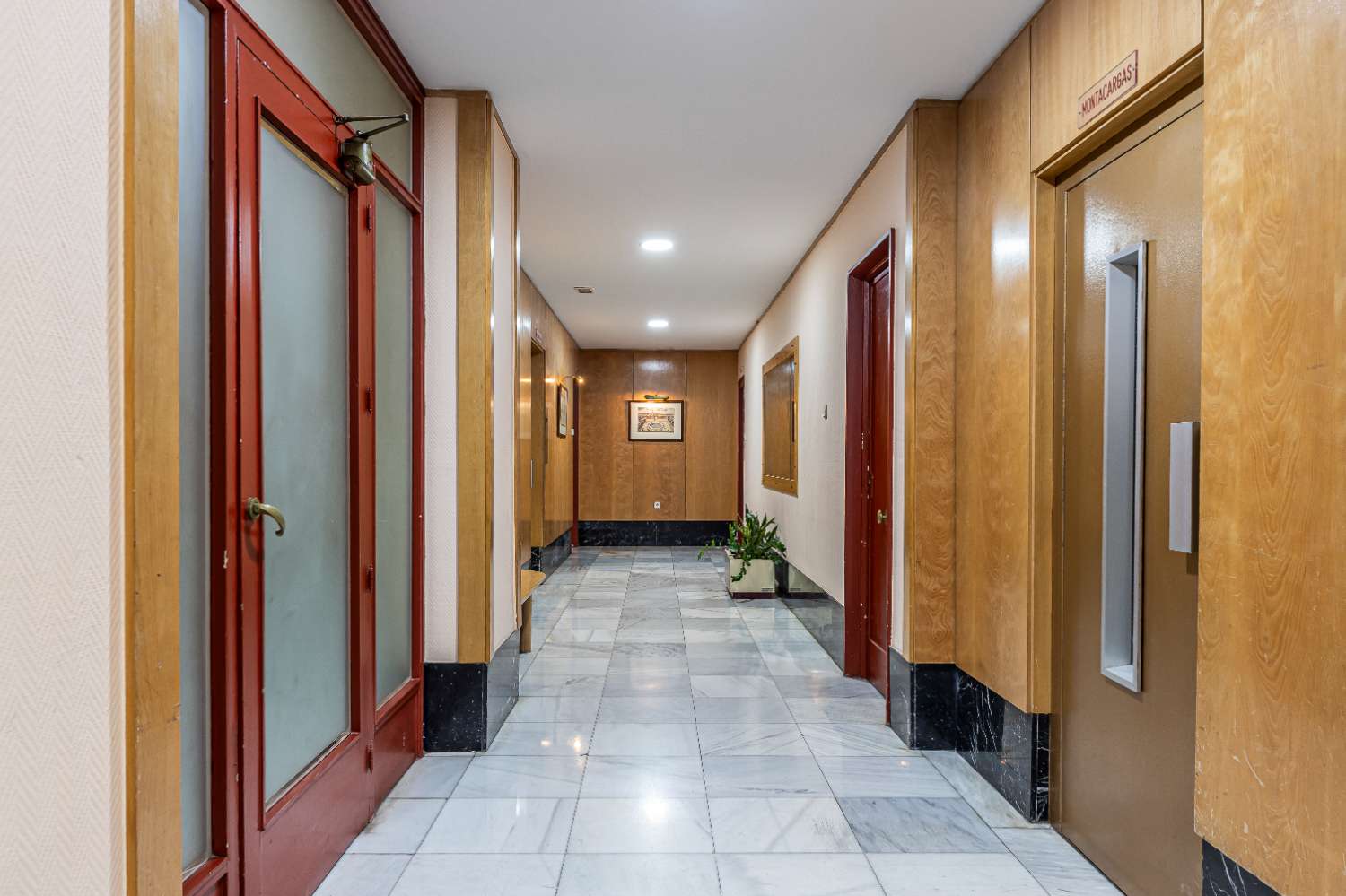 Vivienda  de 2 dormitorios en calle Armando Nervo, barrio Retiro MADRID