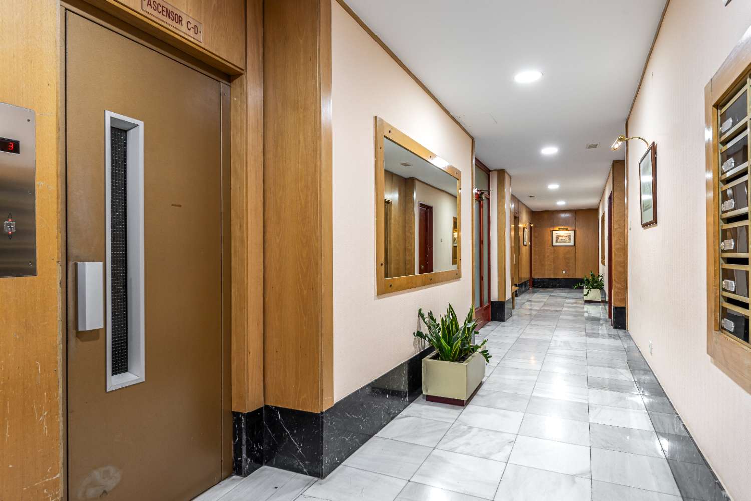 Vivienda  de 2 dormitorios en calle Armando Nervo, barrio Retiro MADRID